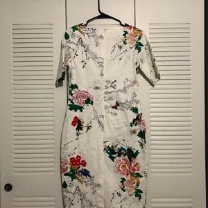 Quarter sleeve dress